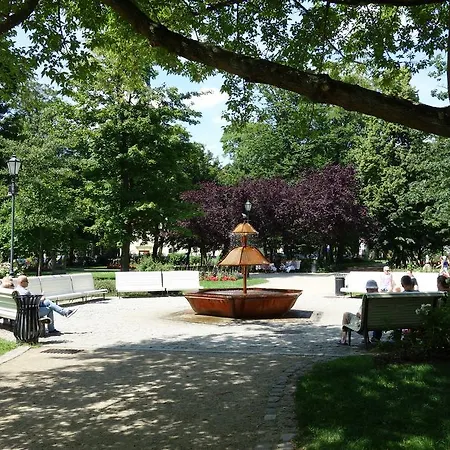 아파트 Silencio Apartament 600m Plaza