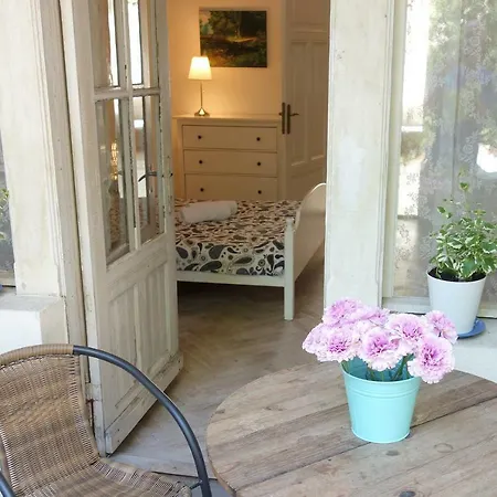 Silencio Apartament 600m Plaza 소포트